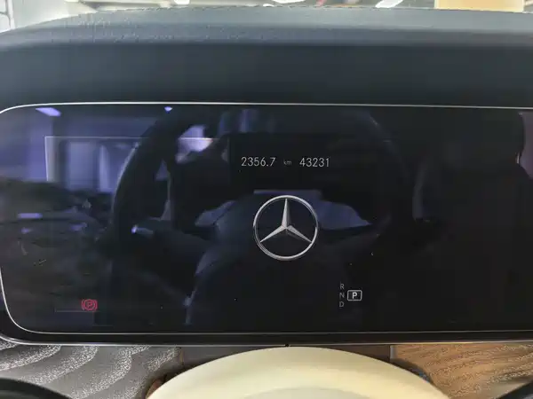 Mercedes-Benz E-Class 2021