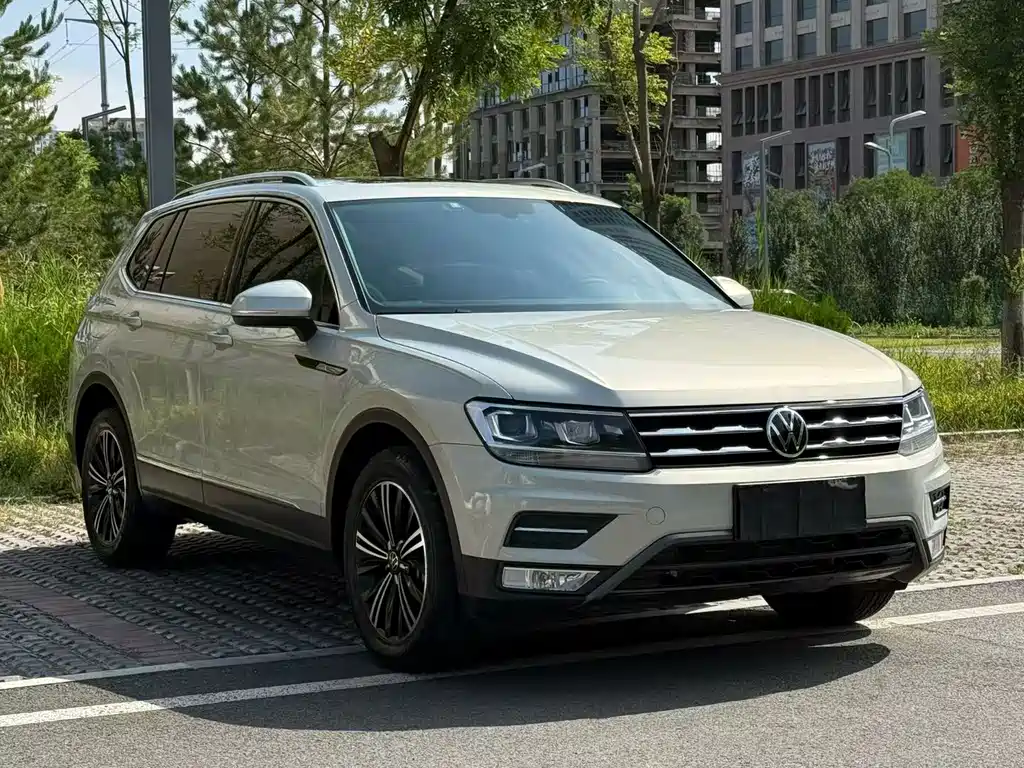 Volkswagen Tiguan L 2021
