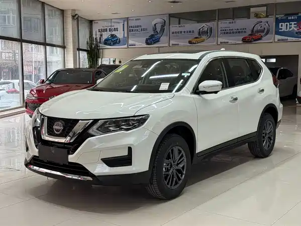 Nissan X-Trail 2025