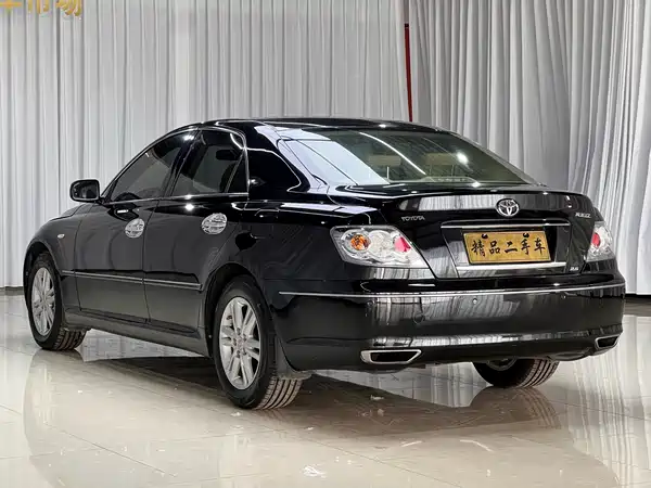 Toyota Reiz 2006