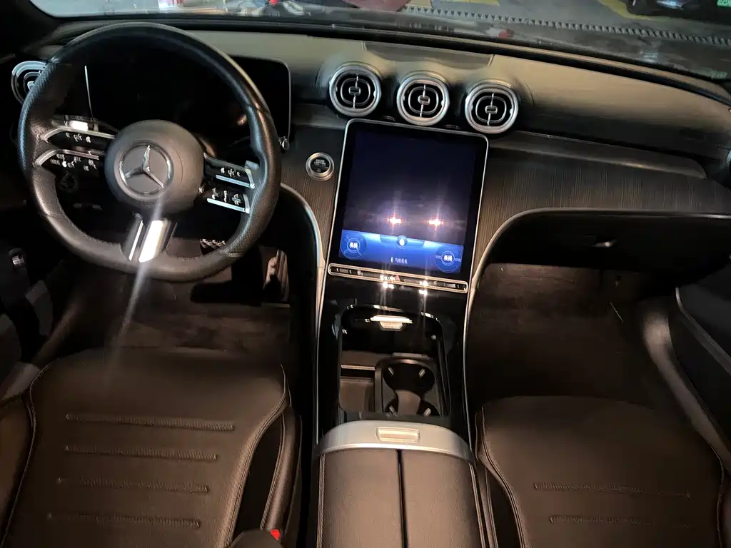 Mercedes-Benz C-Class 2022