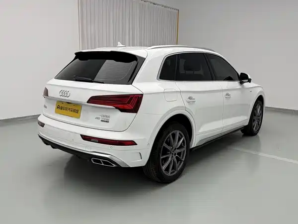 Audi Q5L 2022