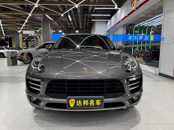 Porsche Macan 2015