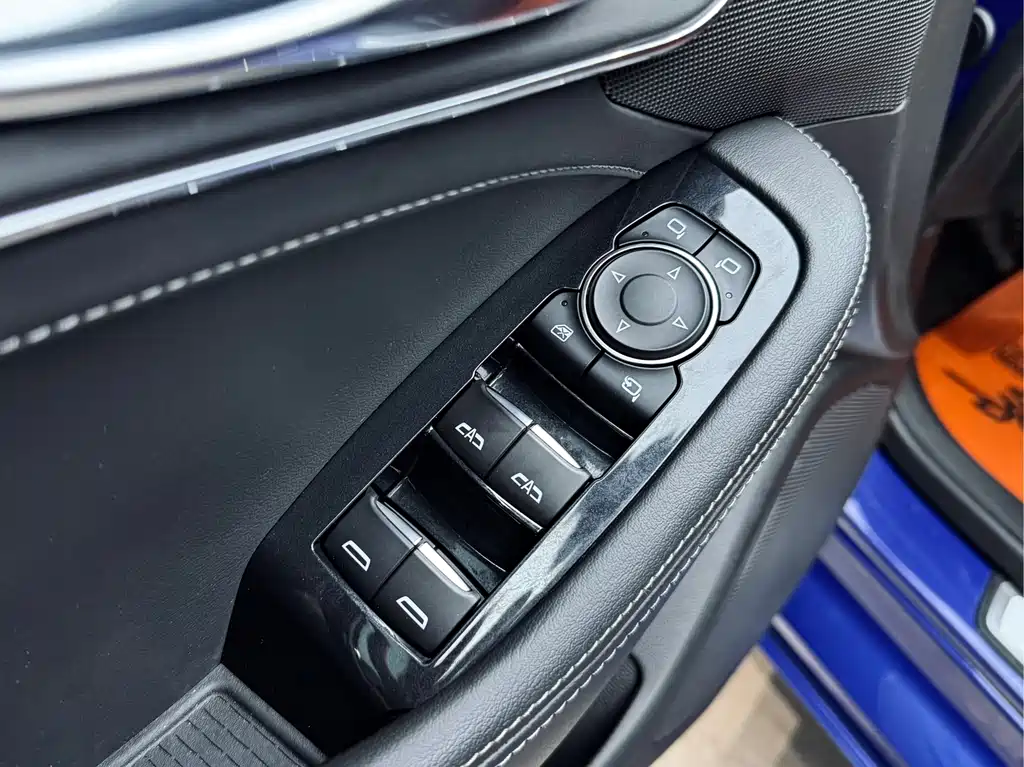 Cadillac CT5 2022 — фото 11