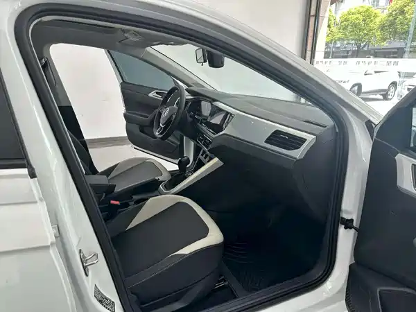 Volkswagen Polo 2023