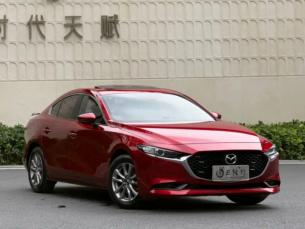 Mazda 3 Axela 2019 — фото 3