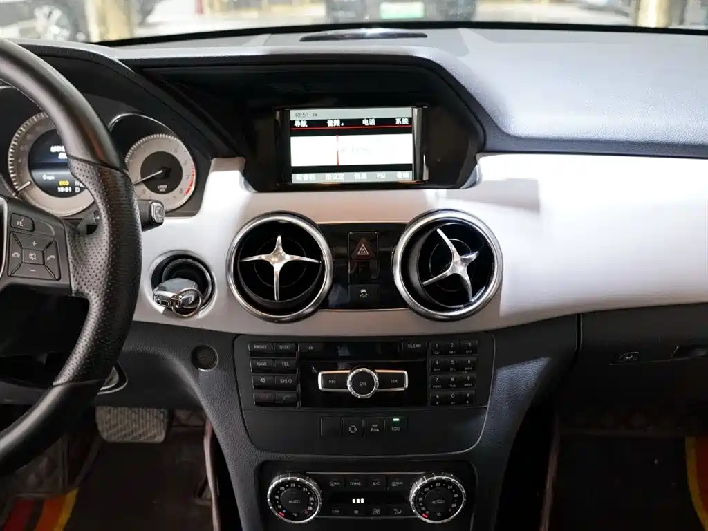 Mercedes-Benz GLK-Class 2014 — фото 8