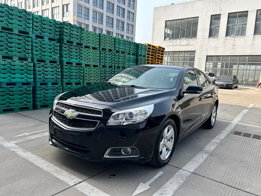 Chevrolet Malibu 2015 — фото 1