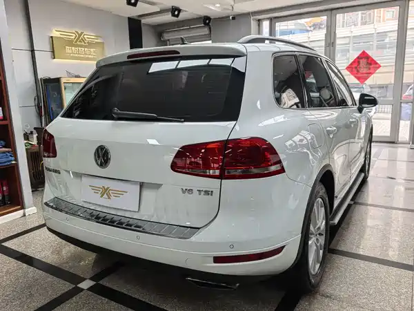 Volkswagen Touareg 2015