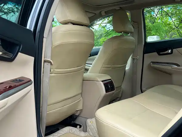 Toyota Camry 2012