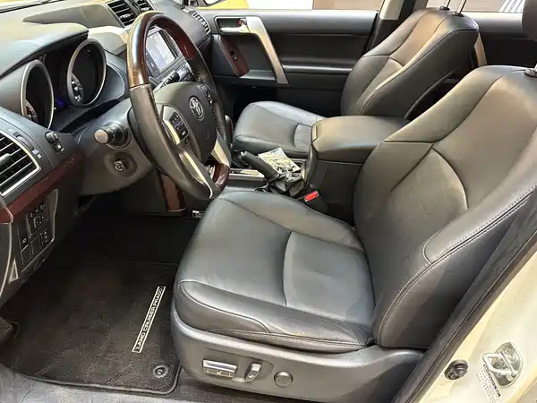 Toyota Prado 2016