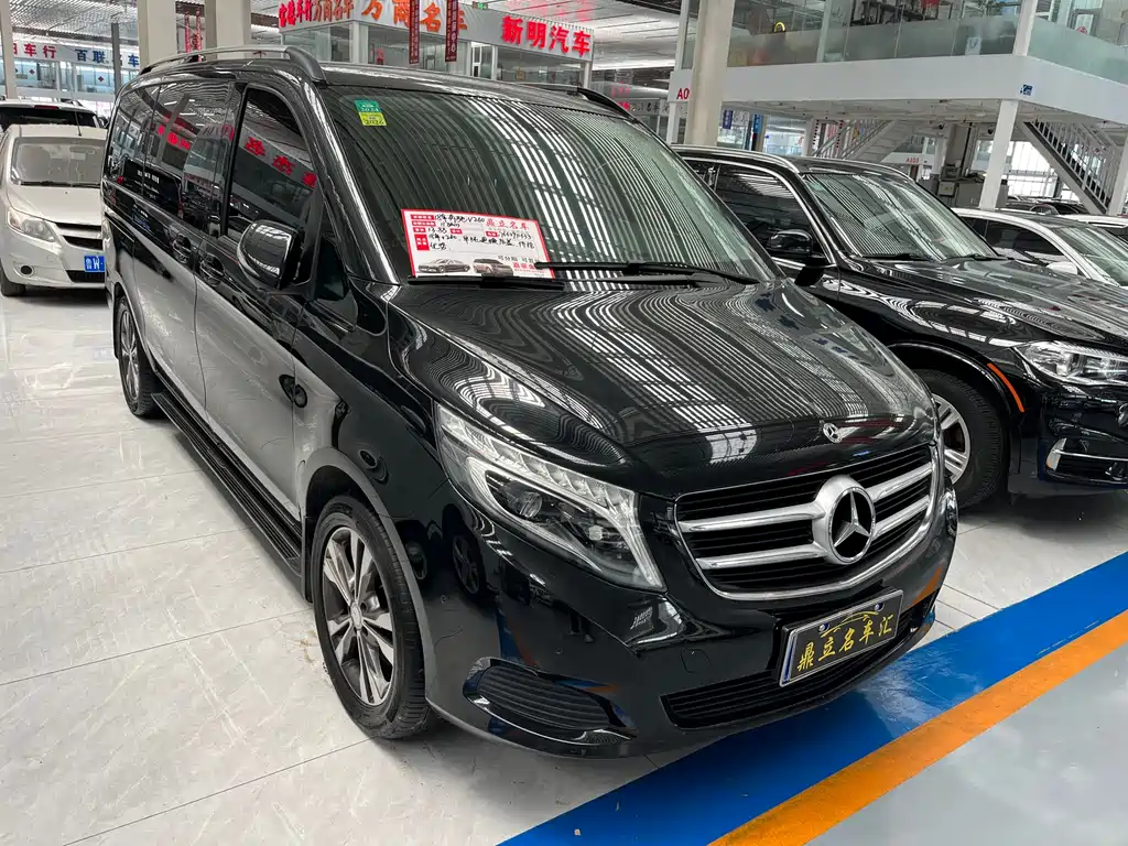 Mercedes-Benz V-Class 2018 — фото 3