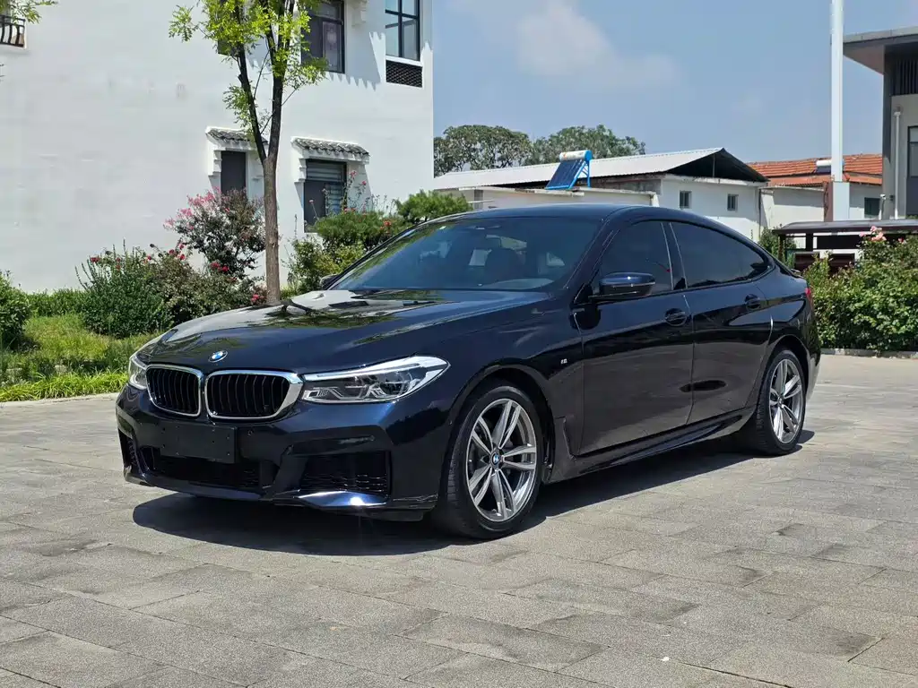 BMW 6 Series GT 2019 — фото 1