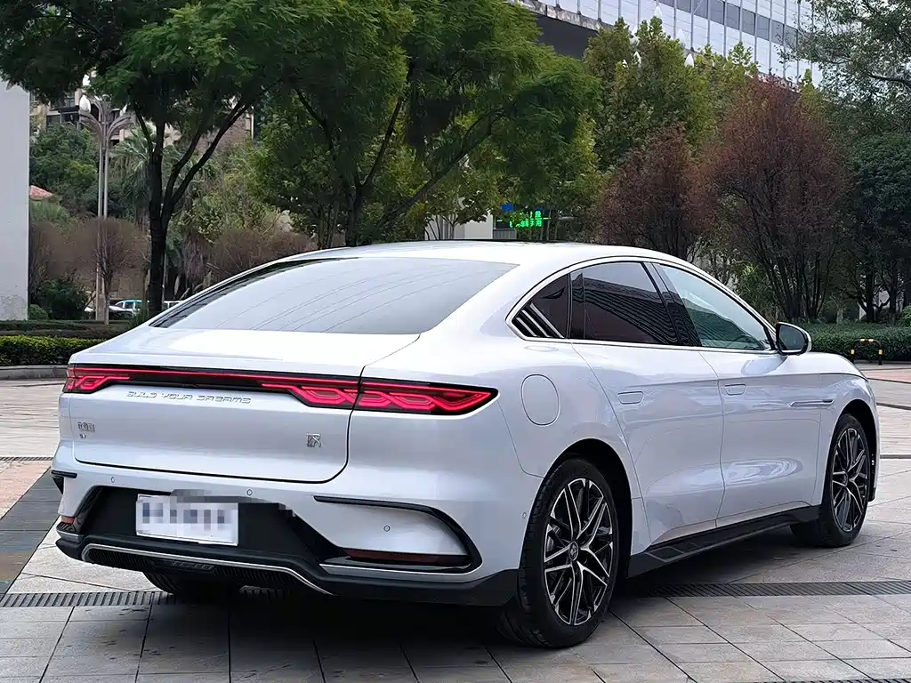 BYD Han 2024