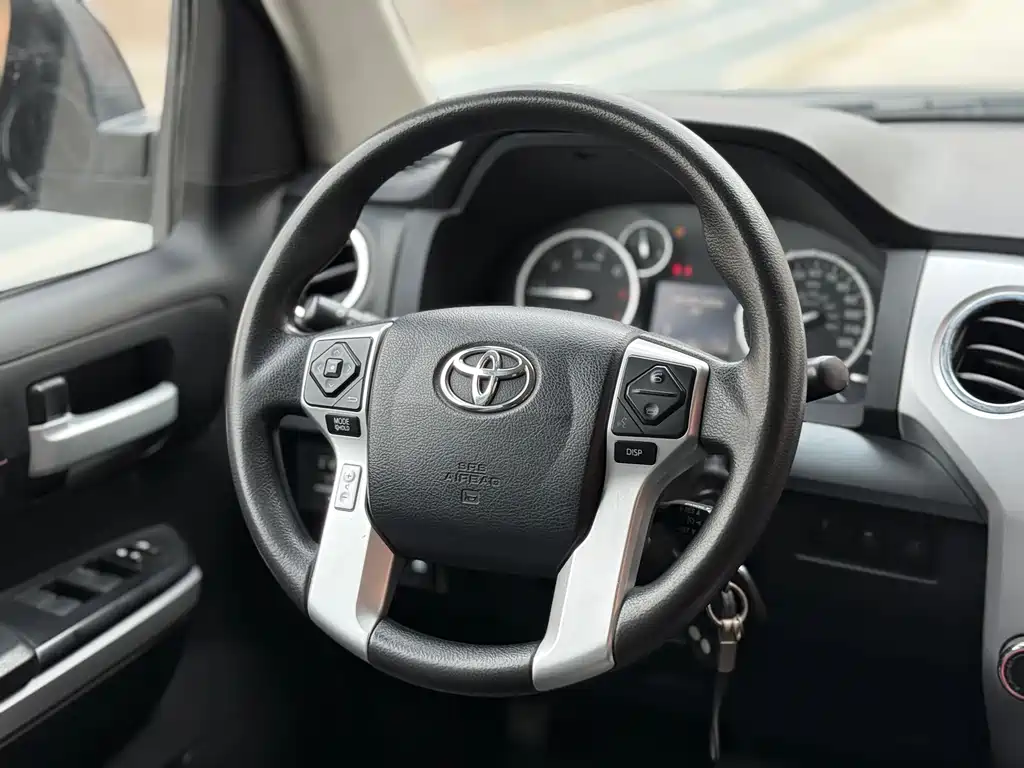 Toyota Tantu 2015 — фото 10