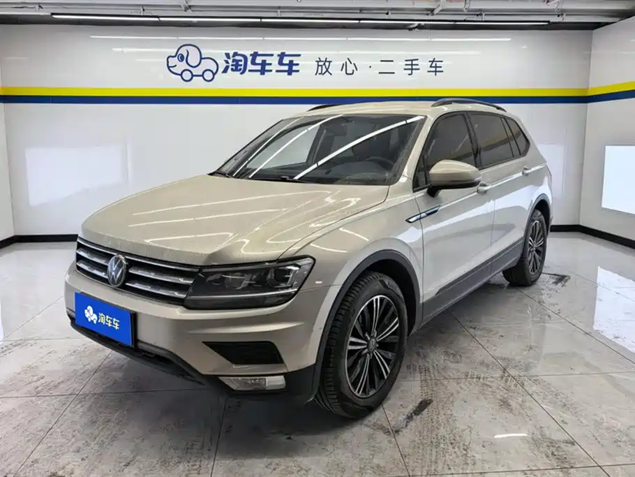 Volkswagen Tiguan L 2021 — фото 1
