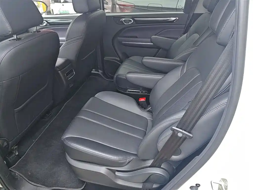 GAC Motor Trumpchi M6 2025 — фото 16