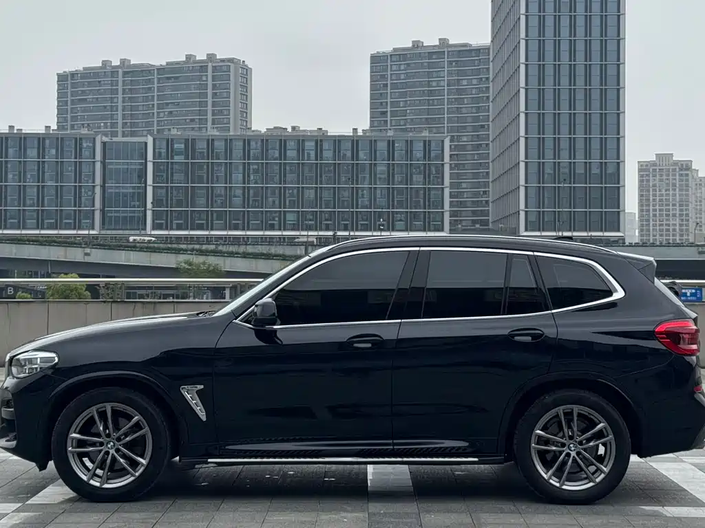 BMW X3 2020 — фото 17