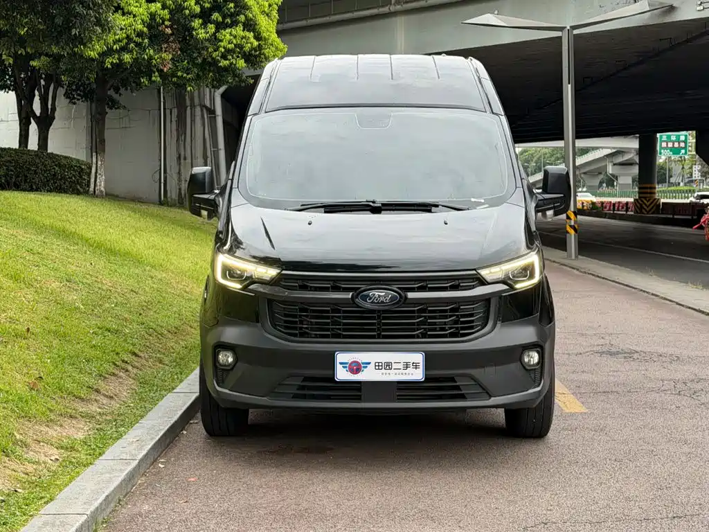 Ford Transit 2023 — фото 2