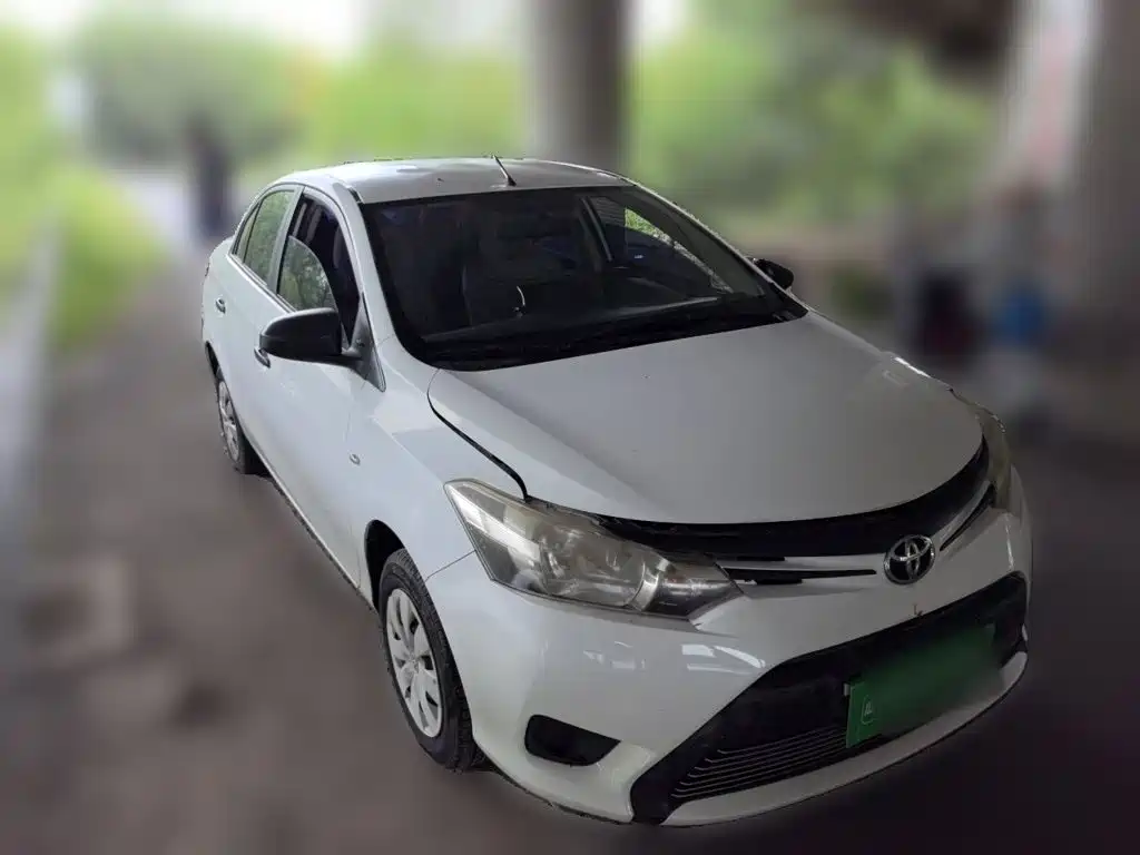 Toyota Vios 2014 — фото 3