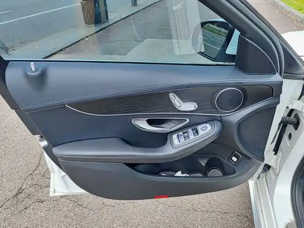 Mercedes-Benz C-Class 2021