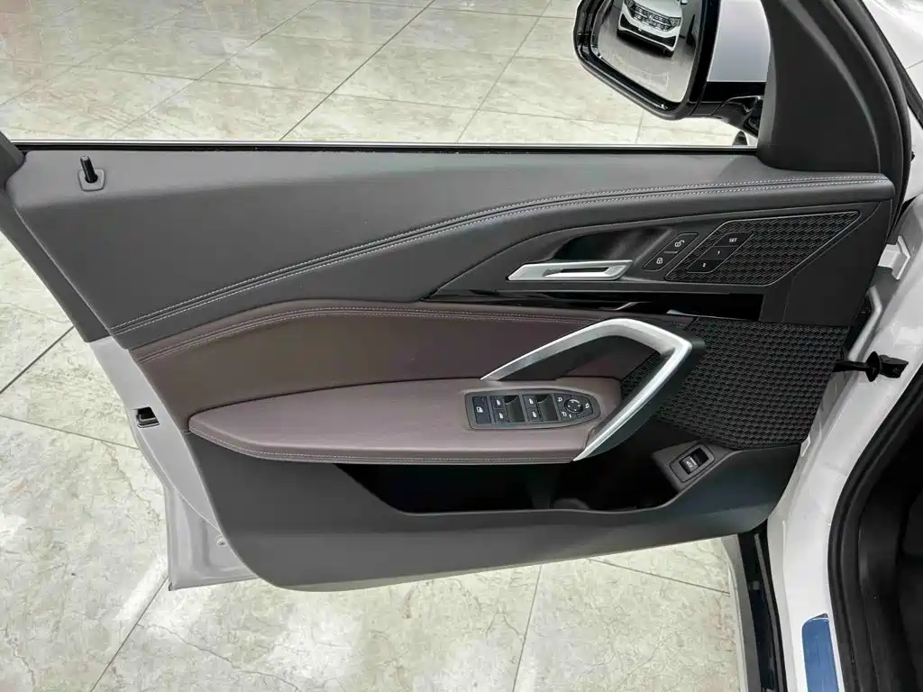 BMW X1 2024 — фото 10