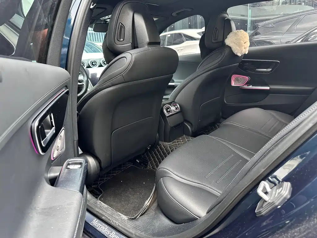 Mercedes-Benz C-Class 2023