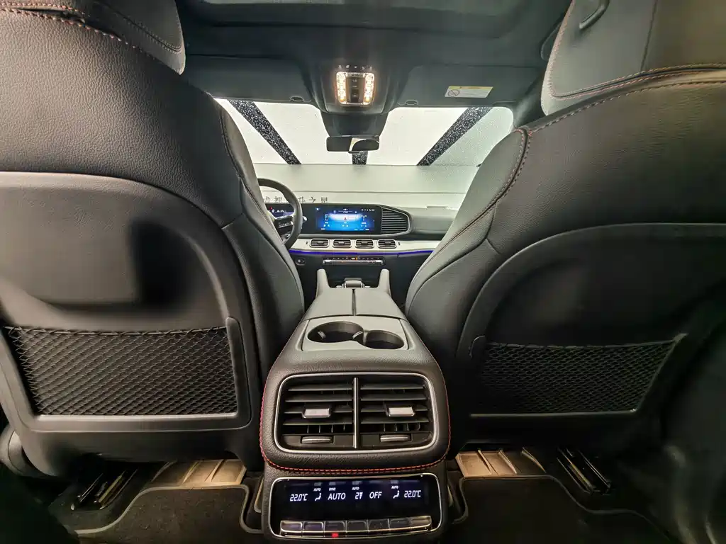 Mercedes-Benz GLE AMG 2025 — фото 11