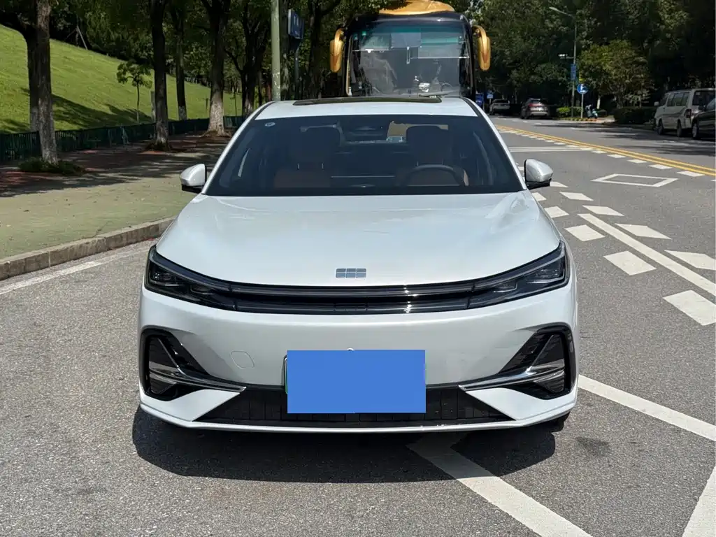 Geely Galaxy A7 EM 2026 — фото 2