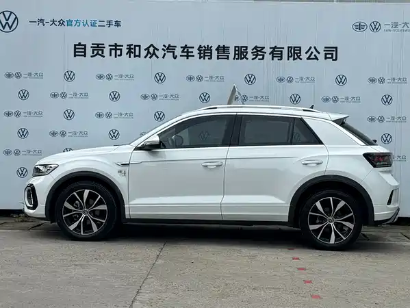 Volkswagen T-Roc 2024