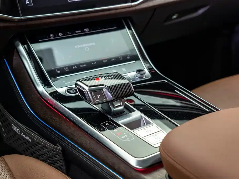 Audi Q7 2023 — фото 14