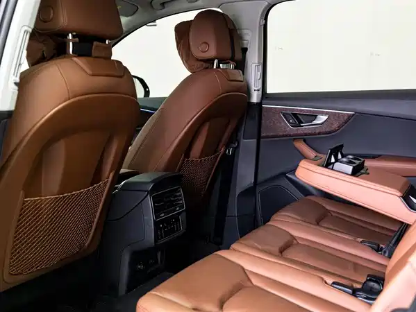 Audi Q7 2023