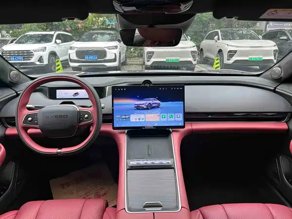 Exeed ES 2025