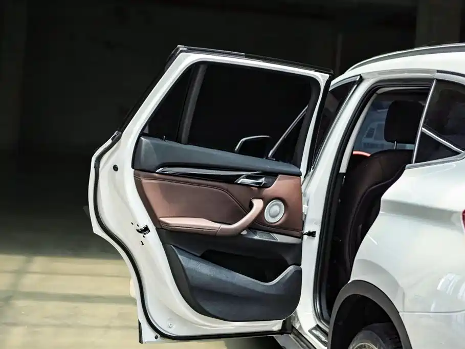 BMW X1 2022 — фото 11
