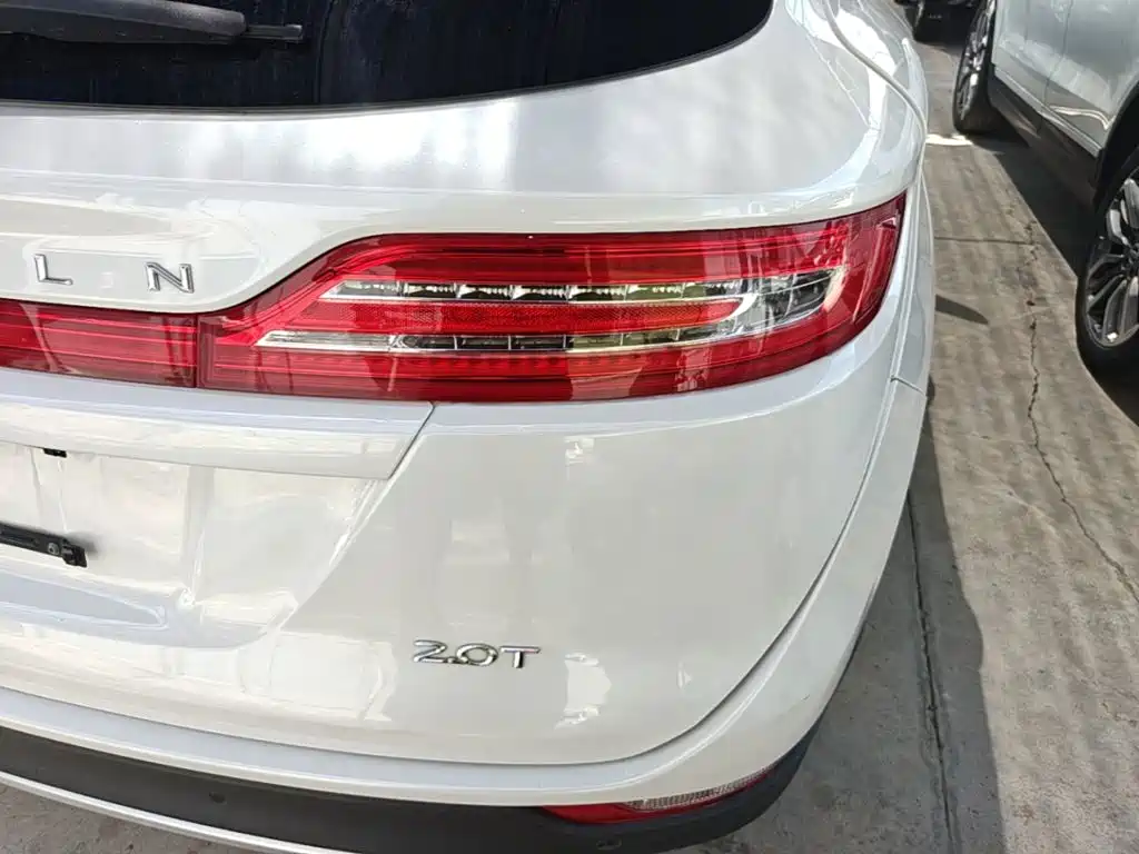 Lincoln MKC 2018 — фото 8