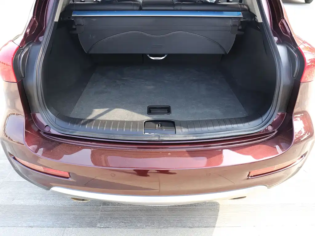 Infiniti QX50 2017 — фото 17