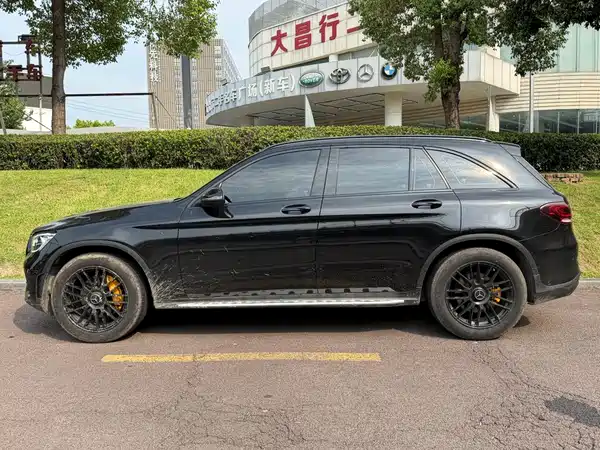 Mercedes-Benz GLC 2021