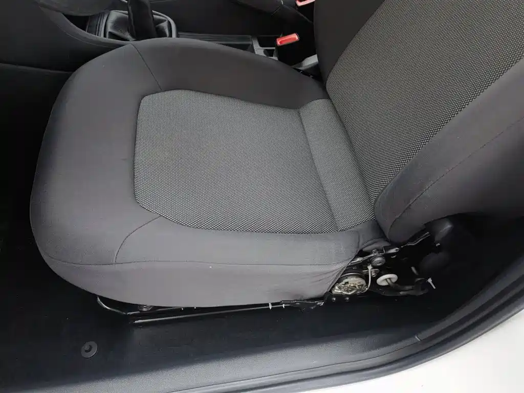 Skoda Rapid Spaceback 2019 — фото 20