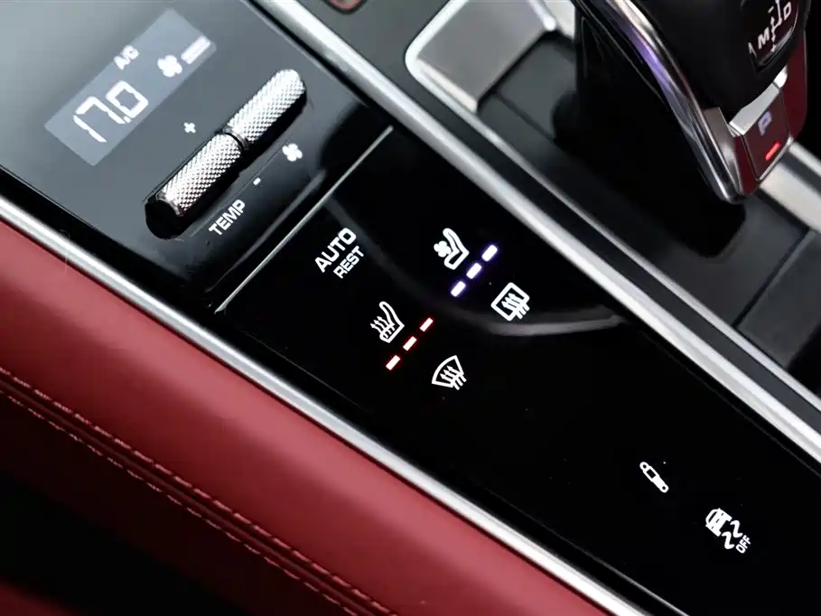 Porsche Panamera 2023 — фото 27