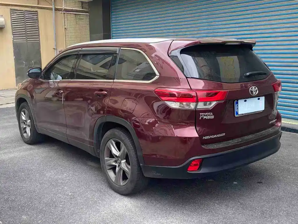 Toyota Highlander 2018 — фото 7
