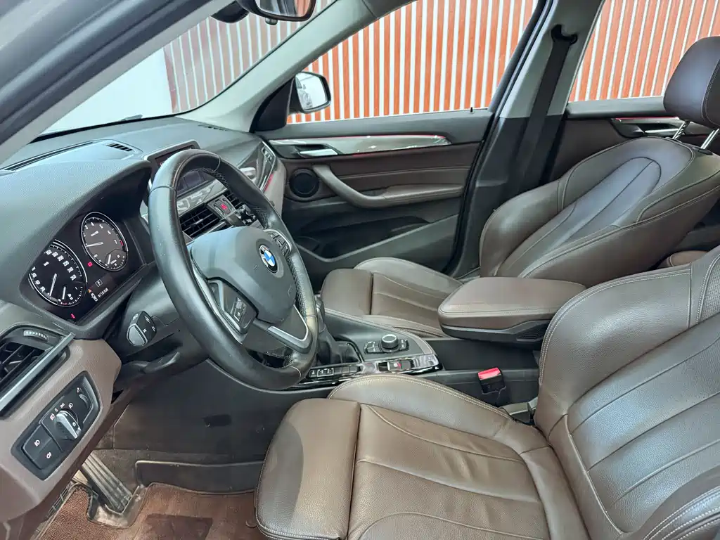 BMW X1 2019 — фото 14