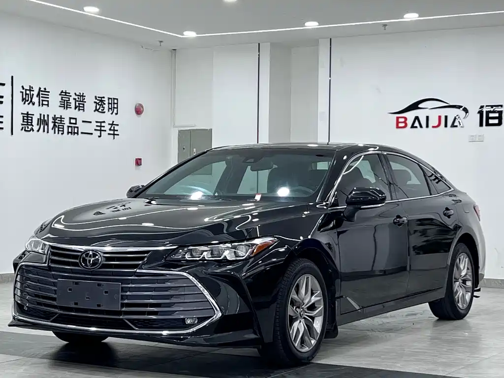 Toyota Avalon 2020 — фото 1
