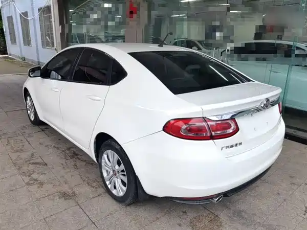Fiat Viaggio 2015