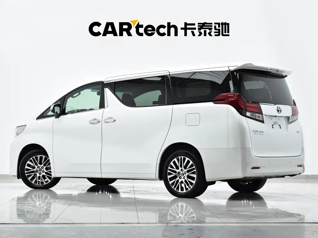 Toyota Alphard 2017 — фото 24