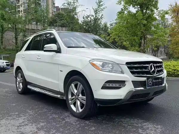 Mercedes-Benz M-Class 2012