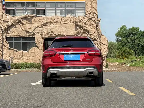 Mercedes-Benz GLA 2019
