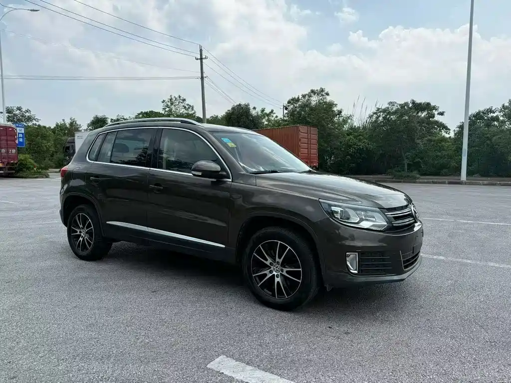 Volkswagen Tiguan 2015 — фото 3