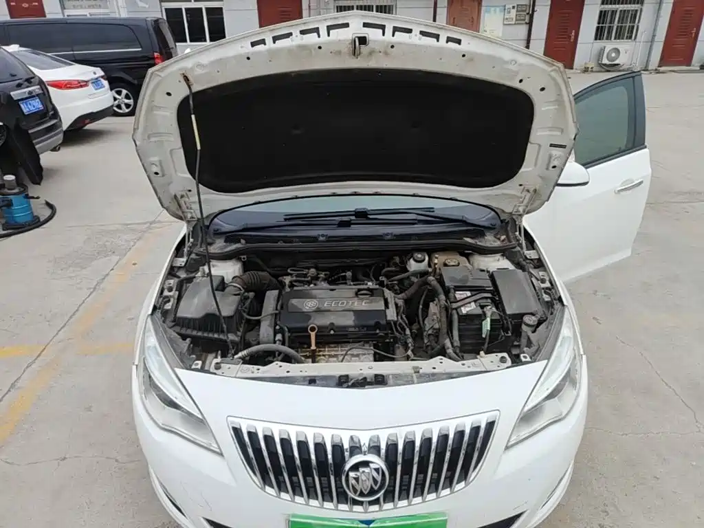 Buick Excelle 2015 — фото 20