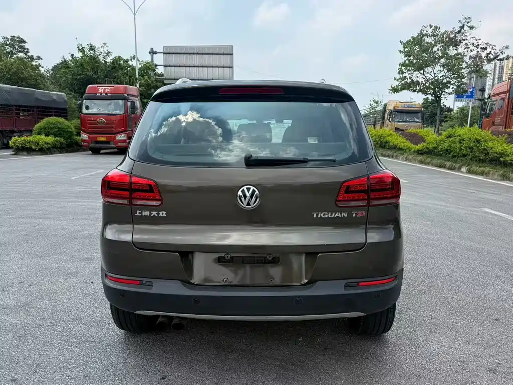 Volkswagen Tiguan 2015 — фото 8