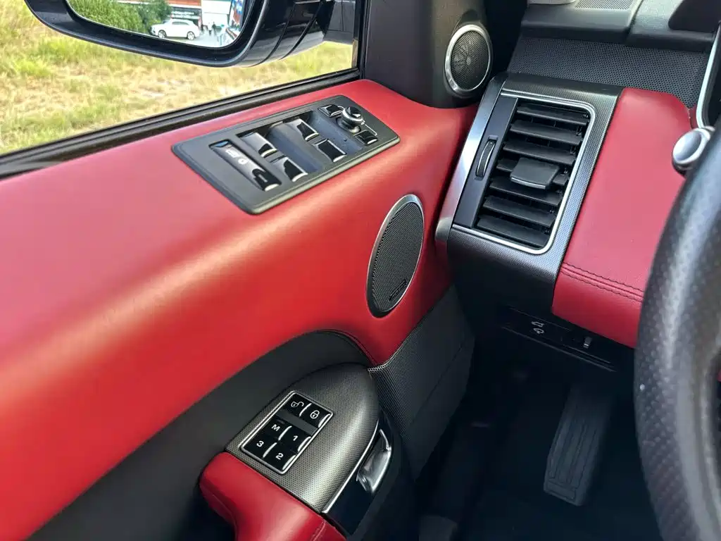 Land Rover Range Rover Sport 2015 — фото 24